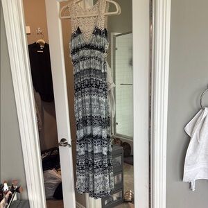 Elegant Black and White Patterned Dress